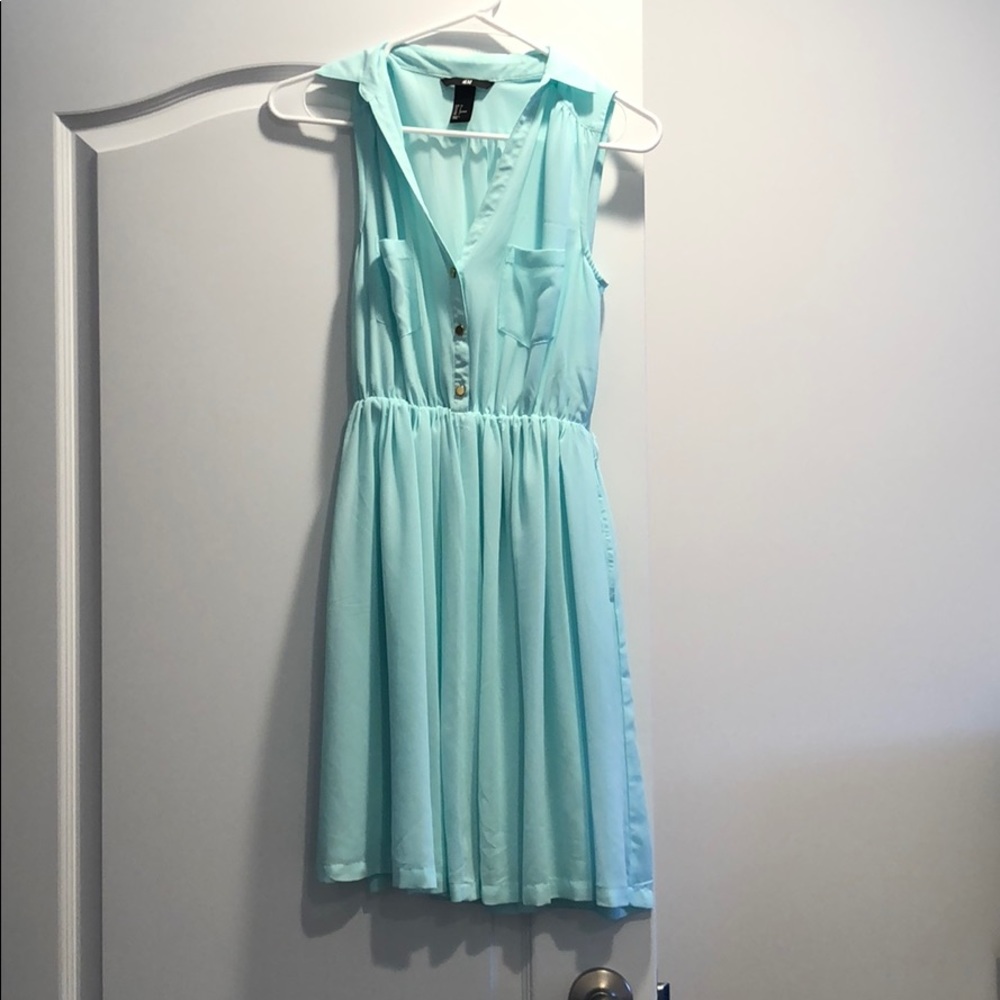 Mint green sleeveless dress